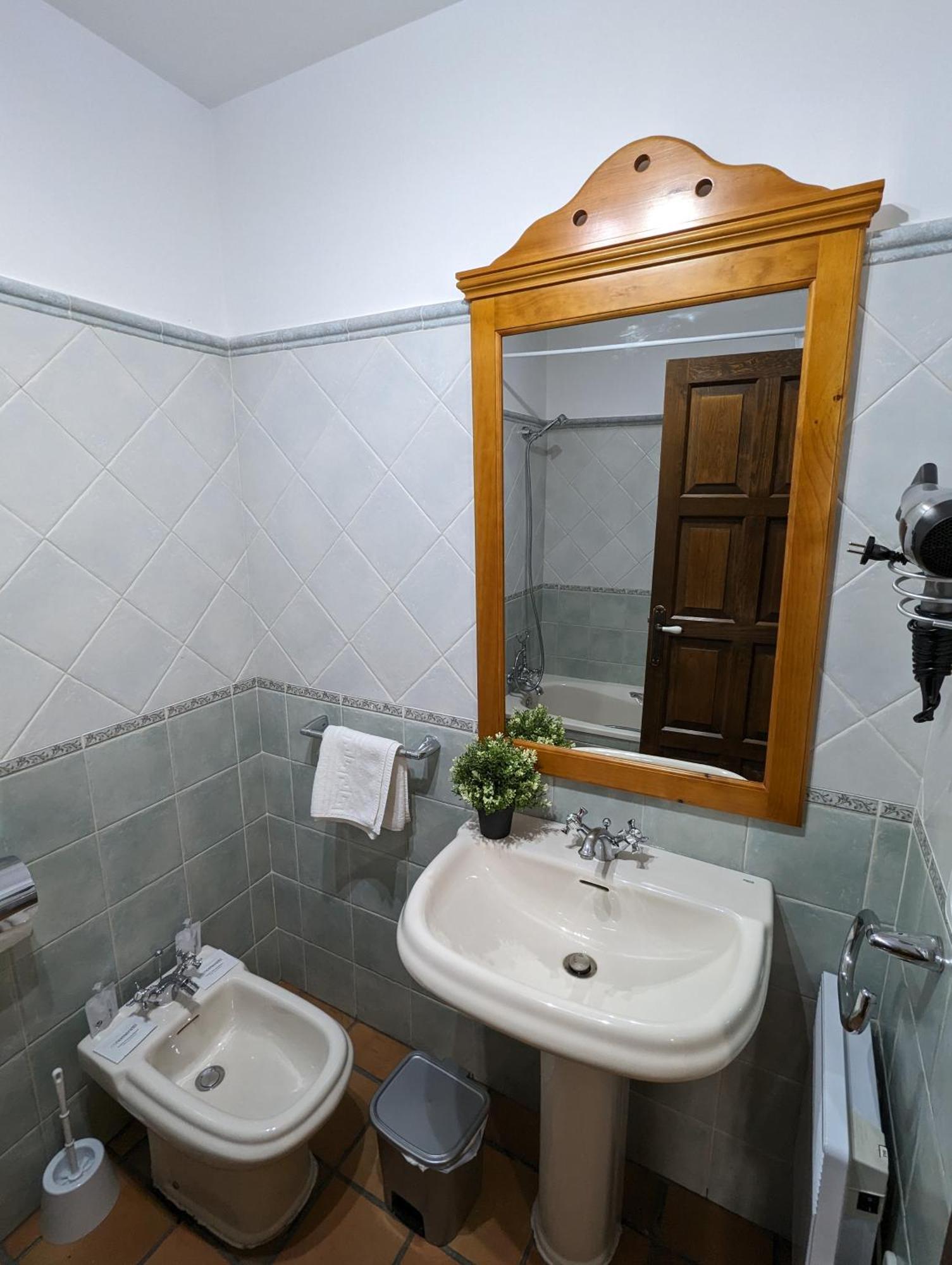 Apartamentos Hoz Del Huecar Cuenca  Exterior photo